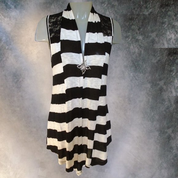 Black & White Tunic Top, SEE WHAT ELSE IT DOES!!! - Picture 2 of 15